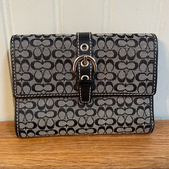 Coach Handbags - Coach Tri-Fold Wallet
